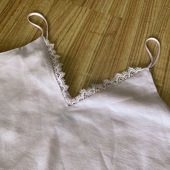 Express Light Pink Satin/Chiffon Tank EUC - Picture 2 of 8